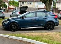 VOLVO V40 CROSS COUNTRY